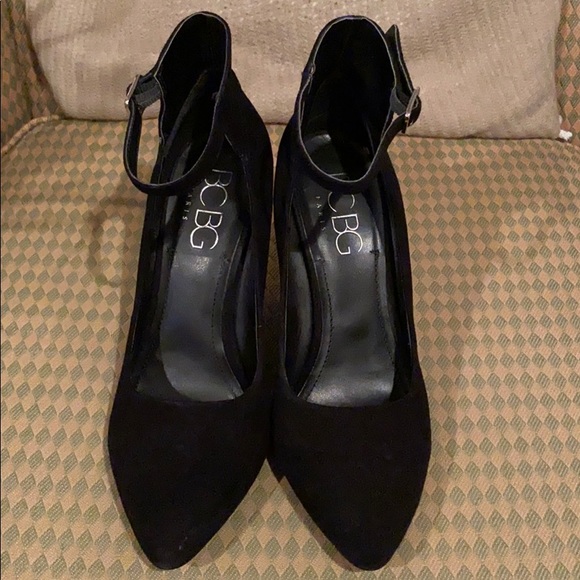 BCBG Wedges - Picture 2 of 4